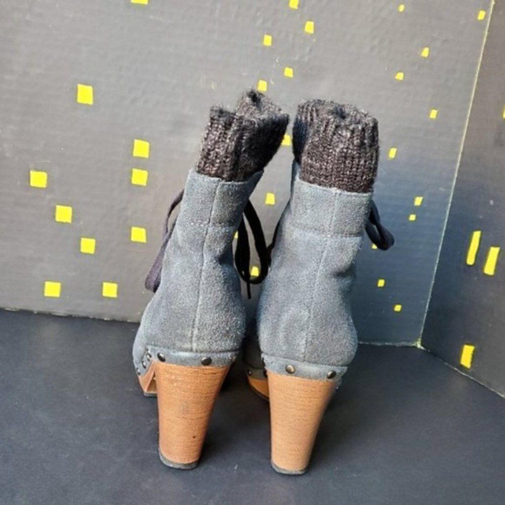 Daphne 235 Black Suede lace up heeled boots - Picture 4 of 8